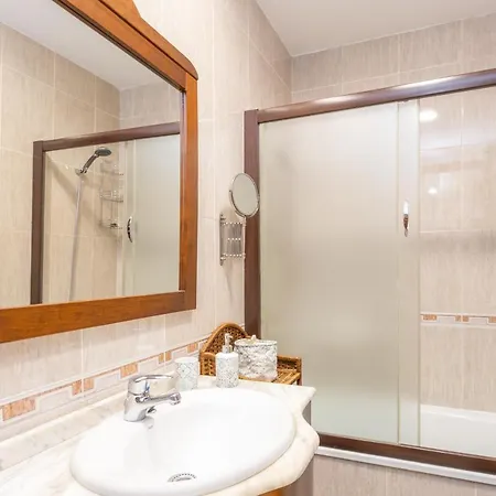 Apartment Amplio Universidad By Renthas Malaga