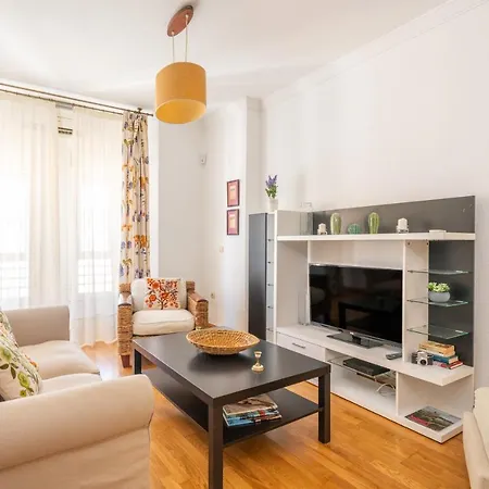 Amplio Universidad By Renthas Appartement *
