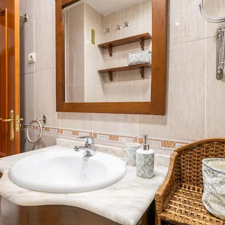 Amplio Universidad By Renthas Appartement